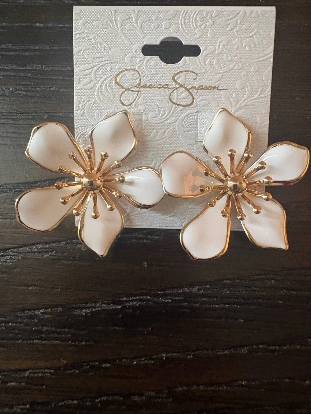 NEW Jessica Simpson White Flower Statement Earrings